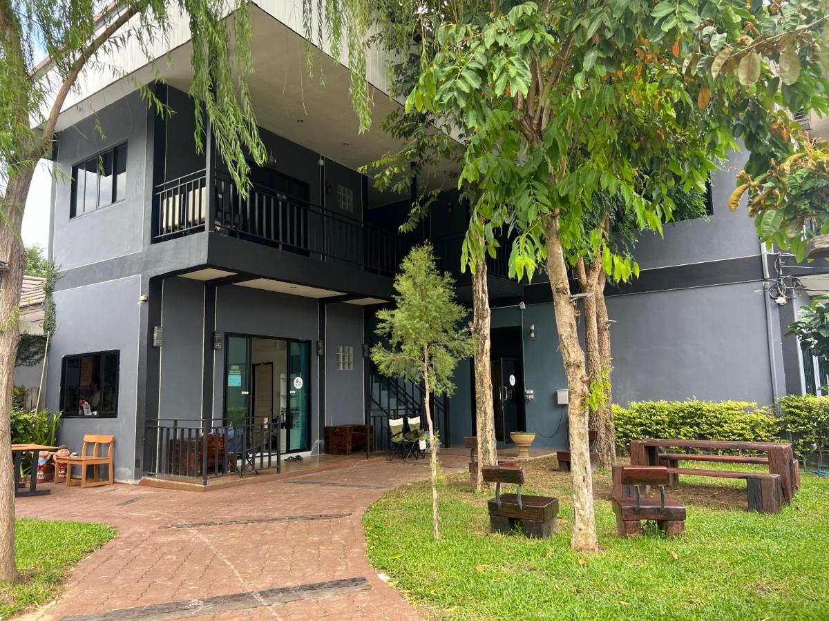 Kan Home Hotel Kanchanaburi by Eksteriør bilde